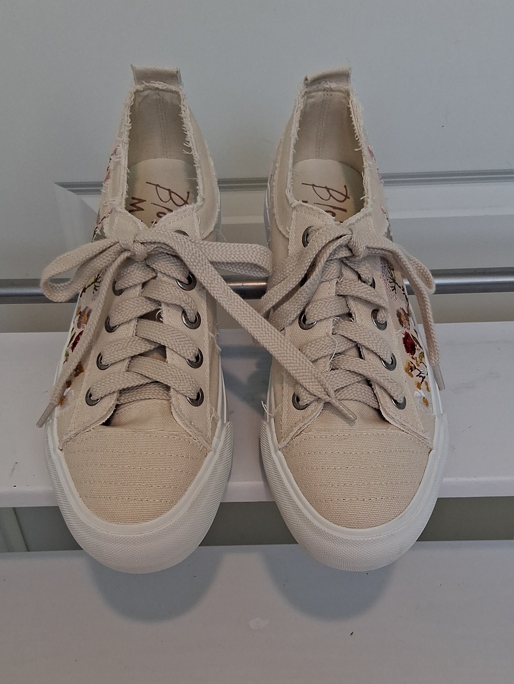 Blowfish Cream Canvas Sneakers with Floral Embroidery
